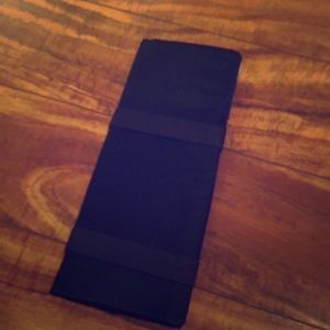 Lululemon hot tools protector